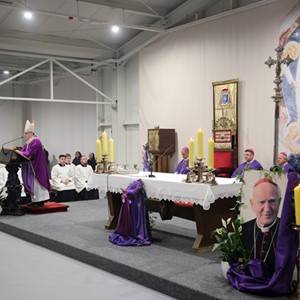 Kardinal Bozanić predvodio misno slavlje prigodom 21. obljetnice smrti kardinala Kuharića